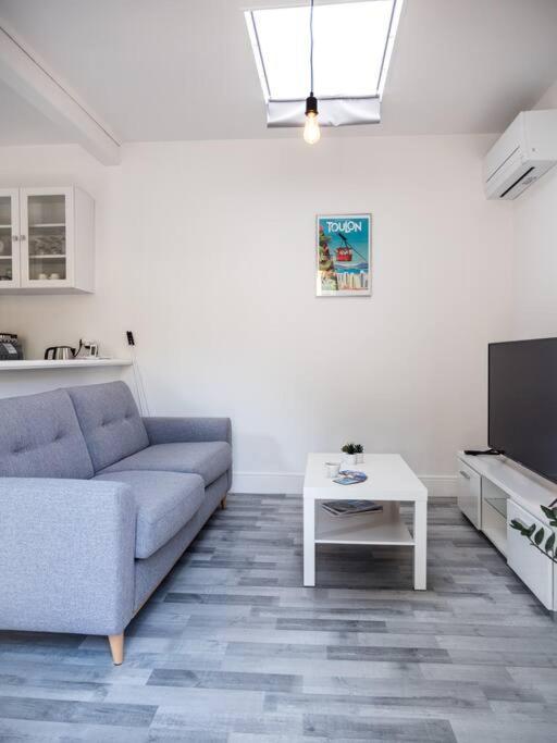Logement Le Serein Tolone Esterno foto