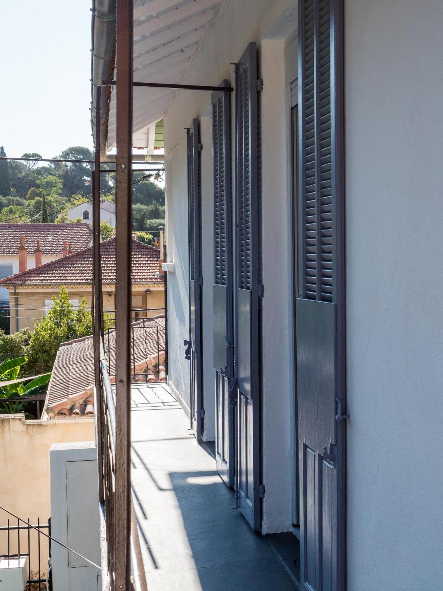 Logement Le Serein Tolone Esterno foto